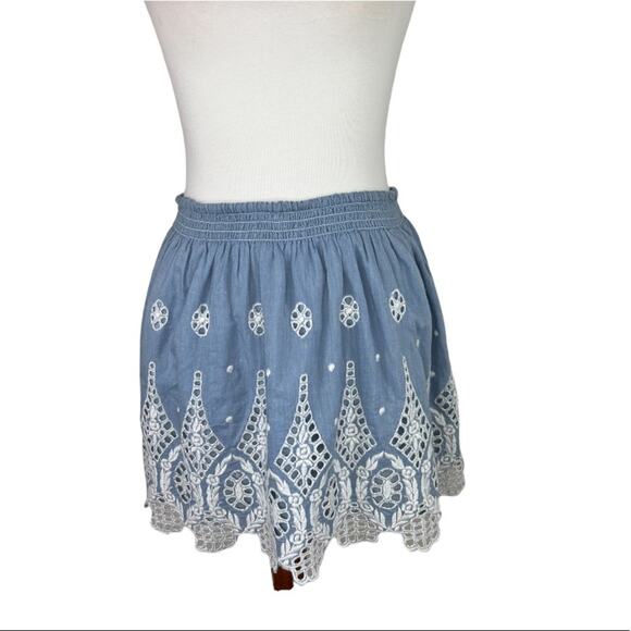 Joie Wanita Embroidered Chambray Smocked Waist Skirt - Picture 2 of 10